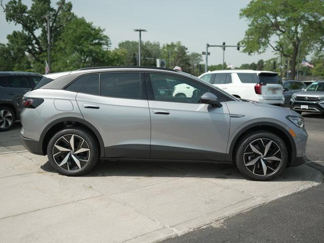 new 2025 Volkswagen ID.4 car, priced at $54,347