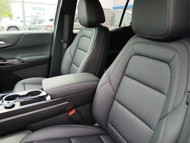 new 2026 Chevrolet Equinox car, priced at $31,990