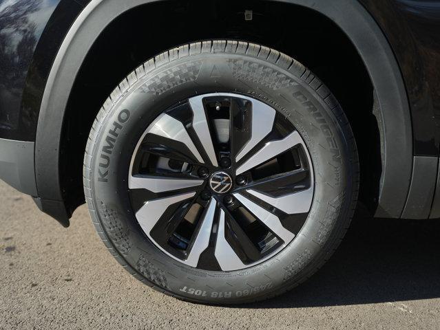 new 2026 Volkswagen Atlas Cross Sport car, priced at $41,268