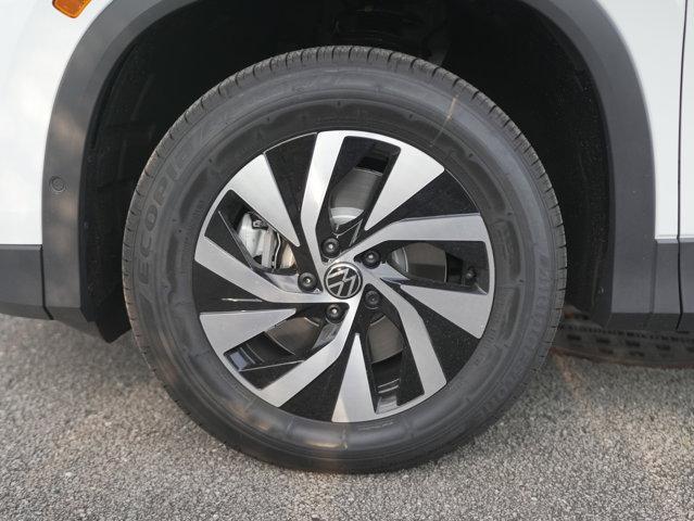 new 2025 Volkswagen Tiguan car, priced at $32,459