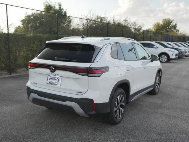 new 2025 Volkswagen Tiguan car, priced at $32,459