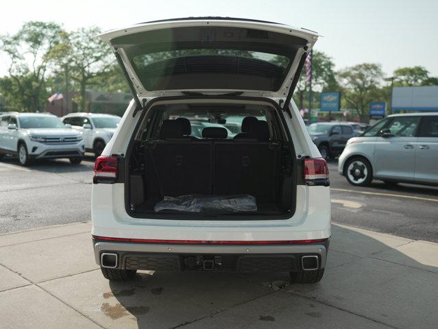 new 2025 Volkswagen Atlas car, priced at $45,577
