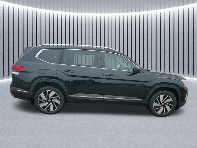 new 2025 Volkswagen Atlas car, priced at $49,824