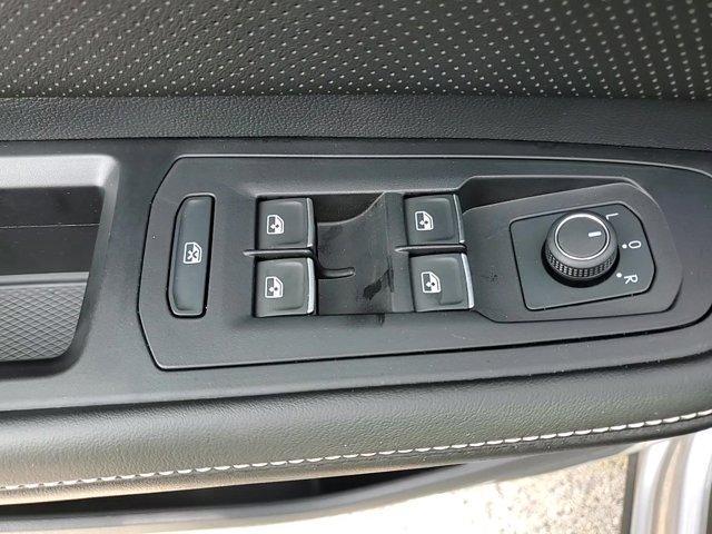 used 2024 Volkswagen Atlas car, priced at $33,888