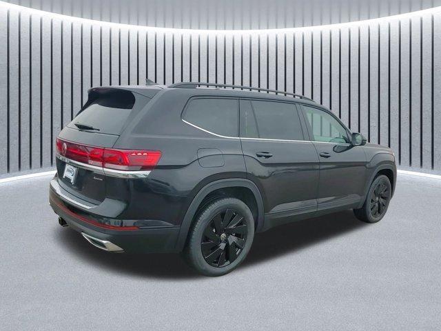 new 2024 Volkswagen Atlas car, priced at $44,242