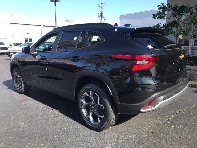 new 2025 Chevrolet Trax car, priced at $23,985