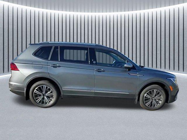 new 2024 Volkswagen Tiguan car, priced at $31,936