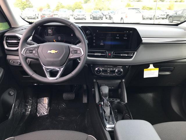 new 2025 Chevrolet TrailBlazer car, priced at $27,970