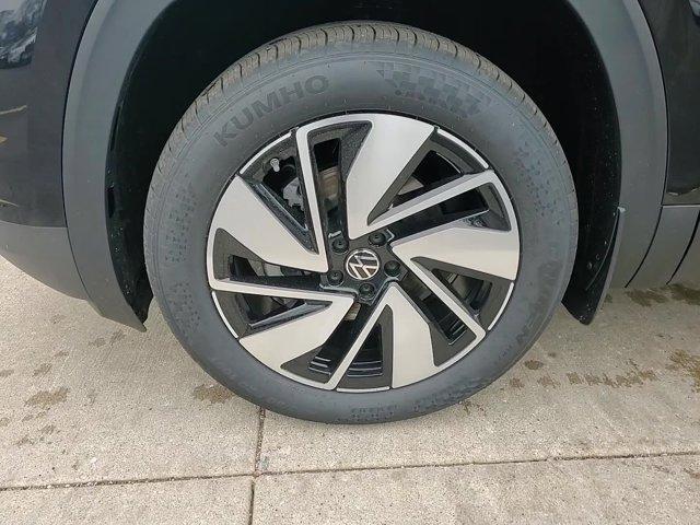 new 2025 Volkswagen Atlas car, priced at $49,399