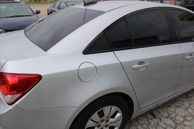 used 2015 Chevrolet Cruze car, priced at $4,800