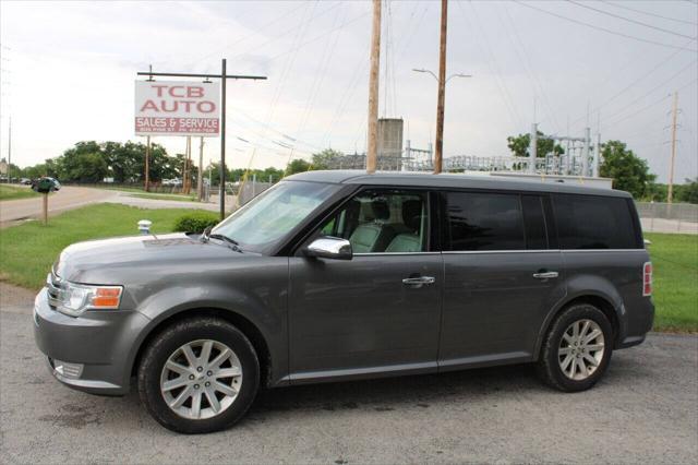 used 2009 Ford Flex car, priced at $4,200