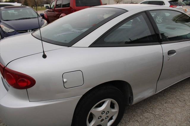 used 2004 Chevrolet Cavalier car, priced at $2,100