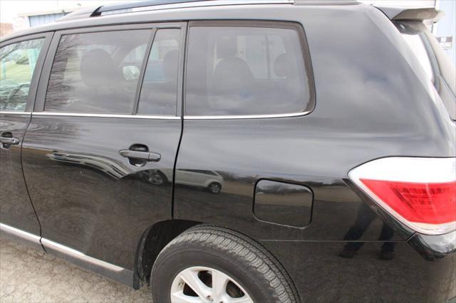 used 2012 Toyota Highlander car, priced at $8,700