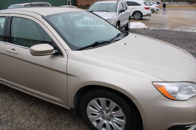 used 2013 Chrysler 200 car, priced at $4,300