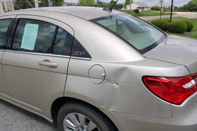 used 2013 Chrysler 200 car, priced at $4,300