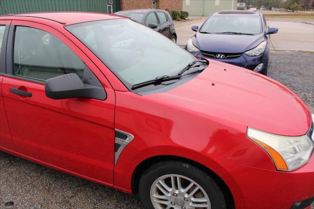 used 2008 Ford Focus car, priced at $3,200