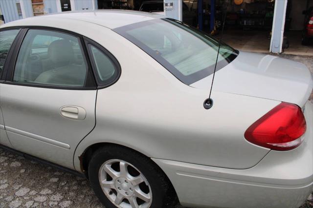 used 2006 Ford Taurus car, priced at $3,100