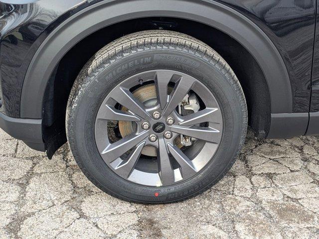new 2025 Ford Explorer car, priced at $44,466