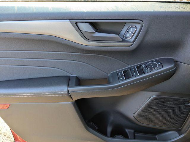 new 2025 Ford Escape car, priced at $26,227