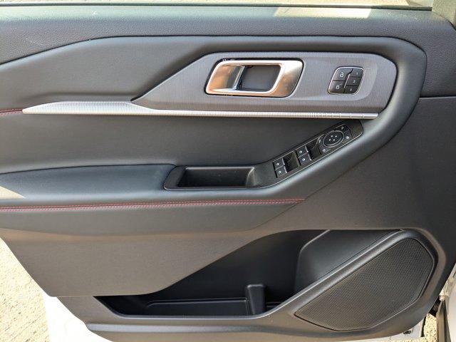 new 2025 Ford Explorer car, priced at $49,204