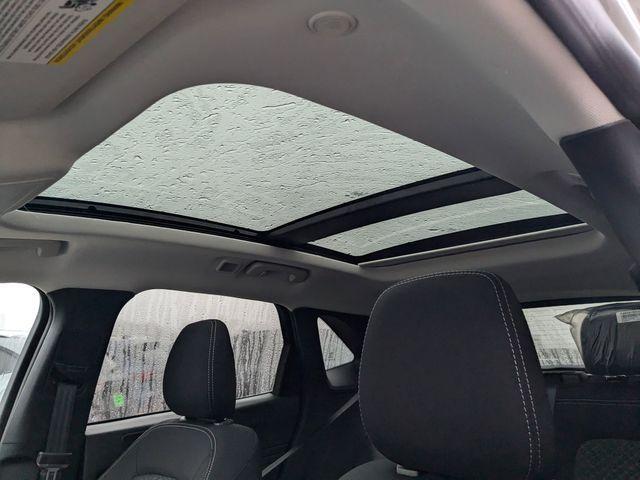 new 2025 Ford Escape car, priced at $25,277