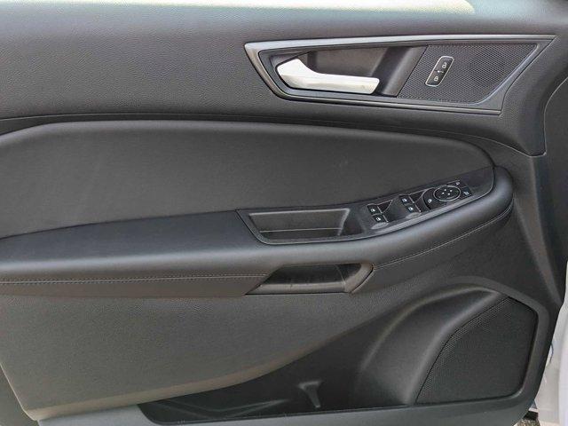 new 2024 Ford Edge car, priced at $33,369