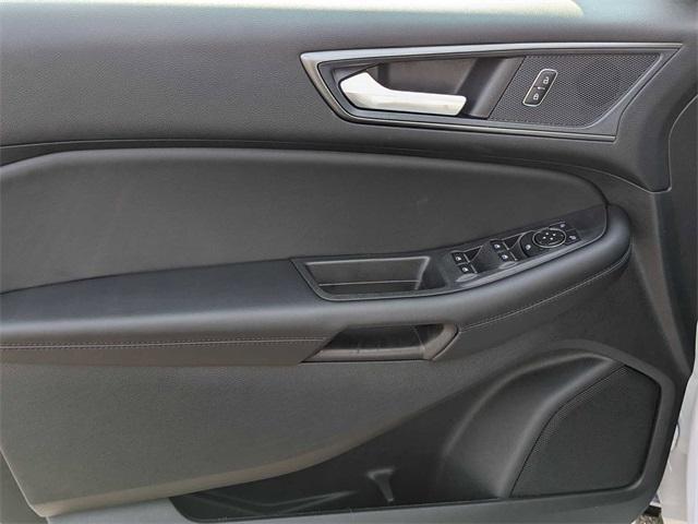 new 2024 Ford Edge car, priced at $33,369