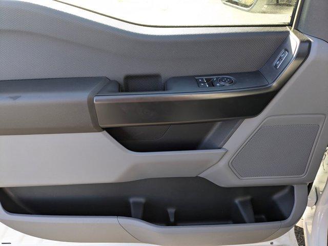 new 2024 Ford F-150 car, priced at $38,306