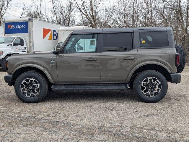 new 2025 Ford Bronco car, priced at $51,926