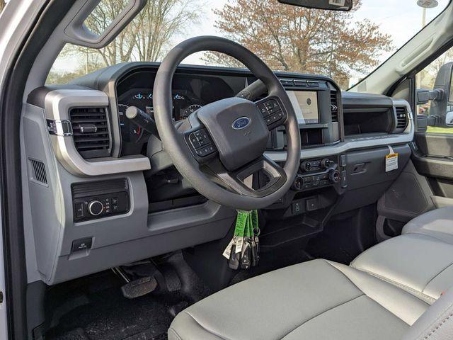 new 2024 Ford F-250 car, priced at $52,667