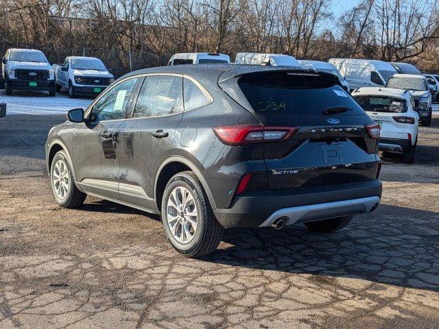 new 2025 Ford Escape car, priced at $25,858