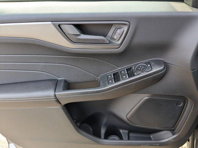 new 2025 Ford Escape car, priced at $28,081