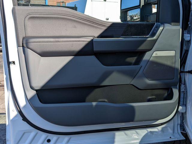 new 2025 Ford F-250 car, priced at $77,760