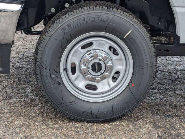 new 2024 Ford F-250 car, priced at $56,226