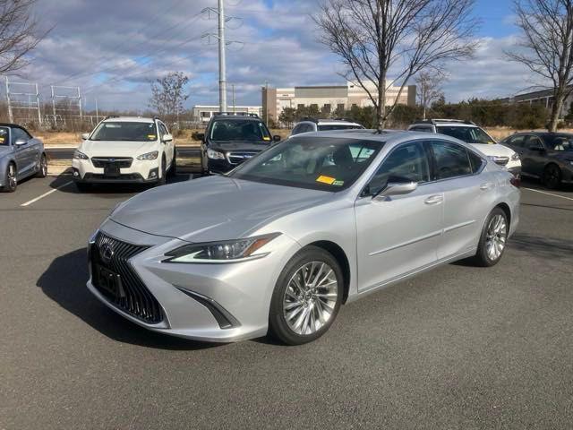 used 2020 Lexus ES 300h car, priced at $35,000