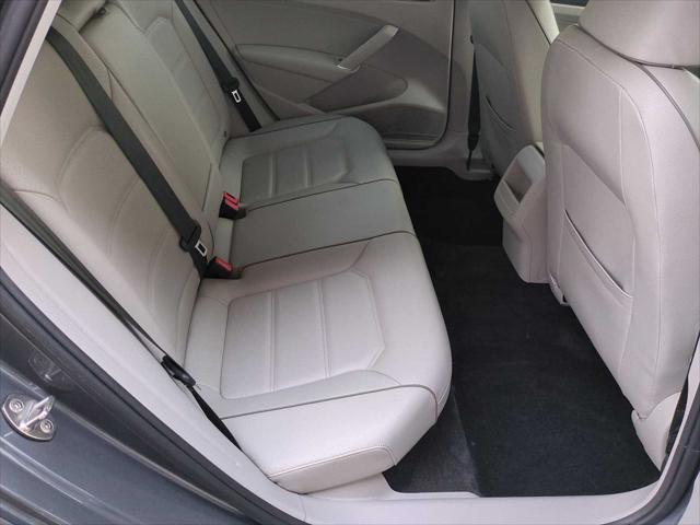 used 2018 Volkswagen Passat car