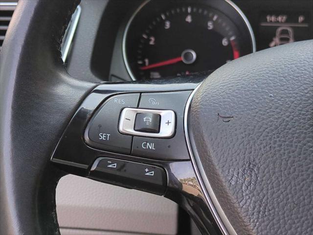 used 2018 Volkswagen Passat car