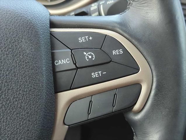 used 2016 Jeep Cherokee car