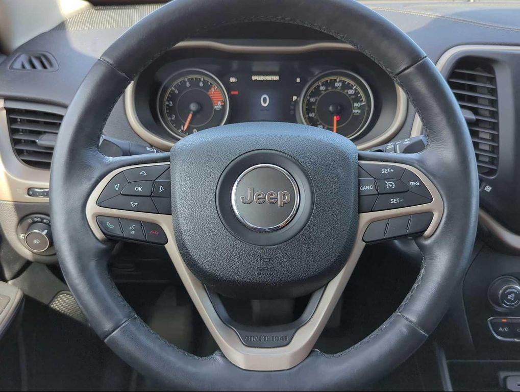 used 2016 Jeep Cherokee car, priced at $12,791
