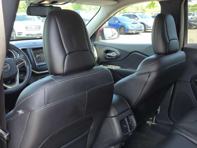 used 2016 Jeep Cherokee car