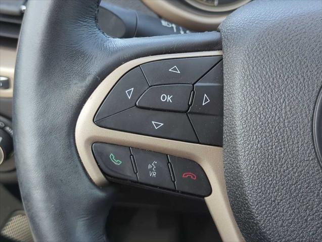 used 2016 Jeep Cherokee car