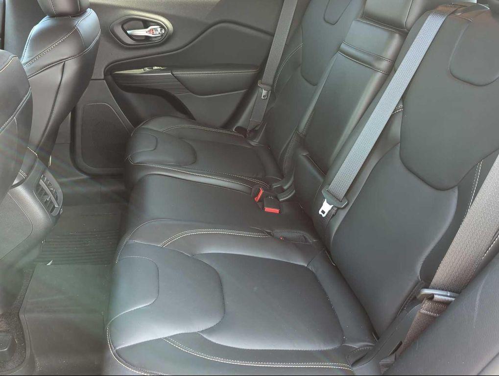 used 2016 Jeep Cherokee car, priced at $12,791