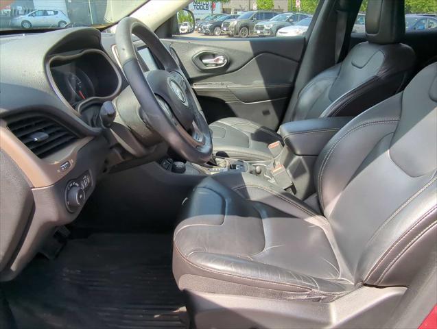 used 2016 Jeep Cherokee car