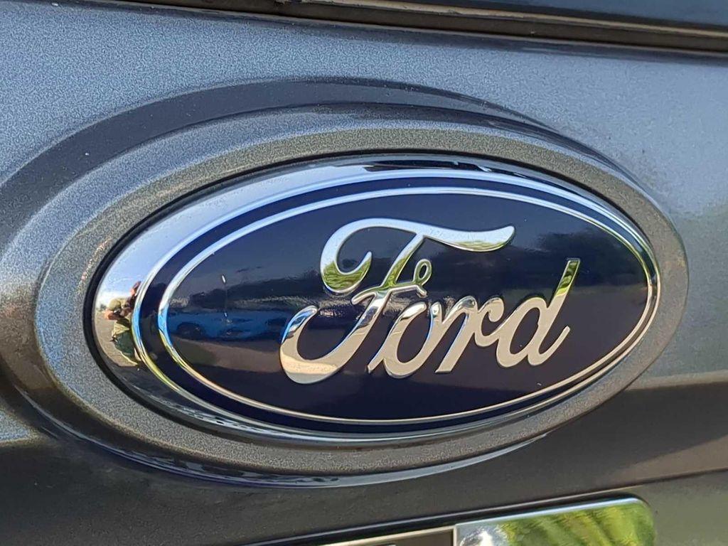 used 2010 Ford Escape car, priced at $5,588