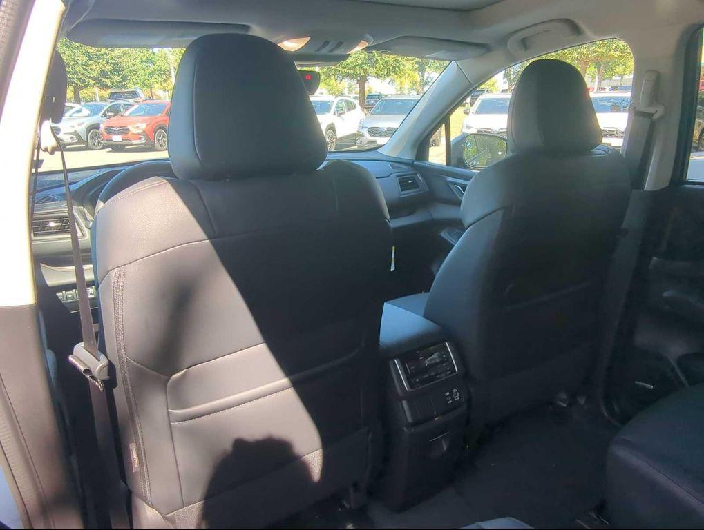new 2025 Subaru Ascent car, priced at $47,083