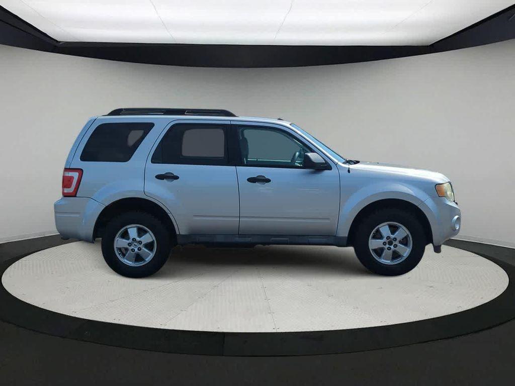 used 2010 Ford Escape car, priced at $3,890