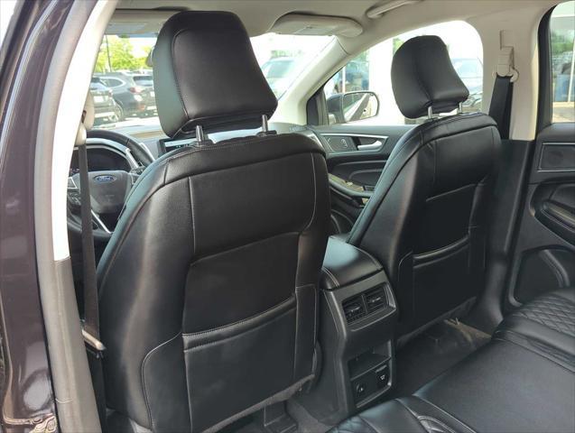 used 2023 Ford Edge car