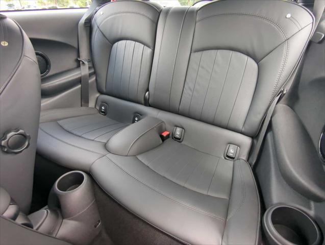 used 2022 MINI Hardtop car, priced at $27,314