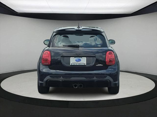 used 2022 MINI Hardtop car, priced at $27,314
