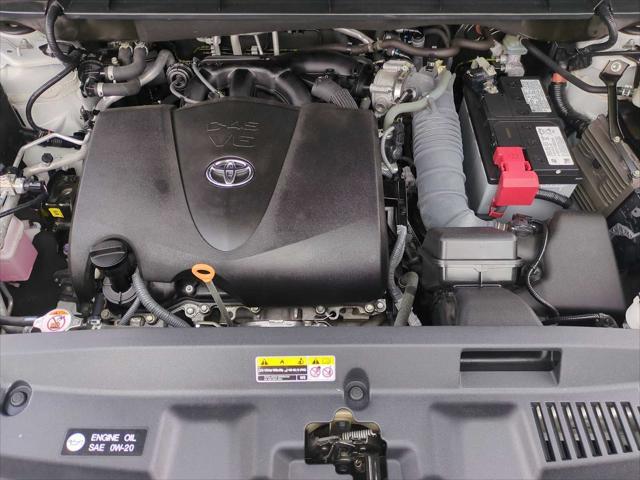 used 2020 Toyota Highlander car